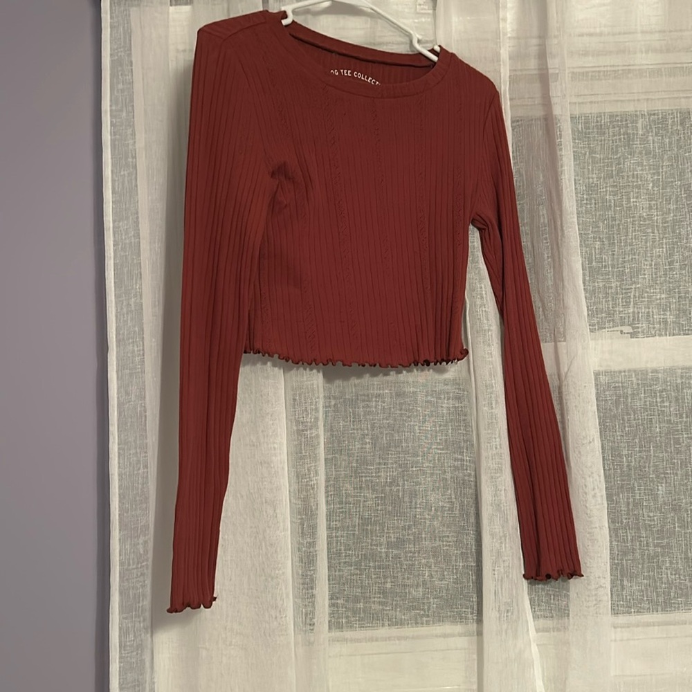 Aeropostale cropped long sleeves